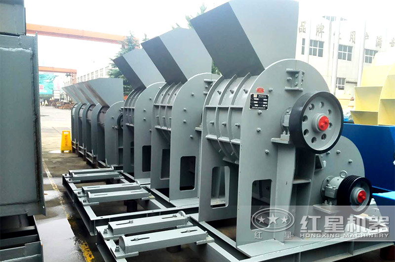 雙級式破碎機(jī)廠區(qū)實拍