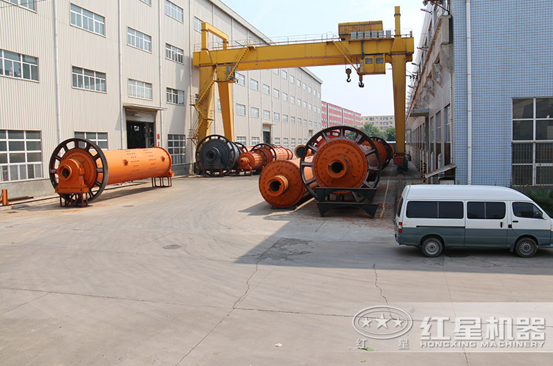 礦山機(jī)械設(shè)備生產(chǎn)基地