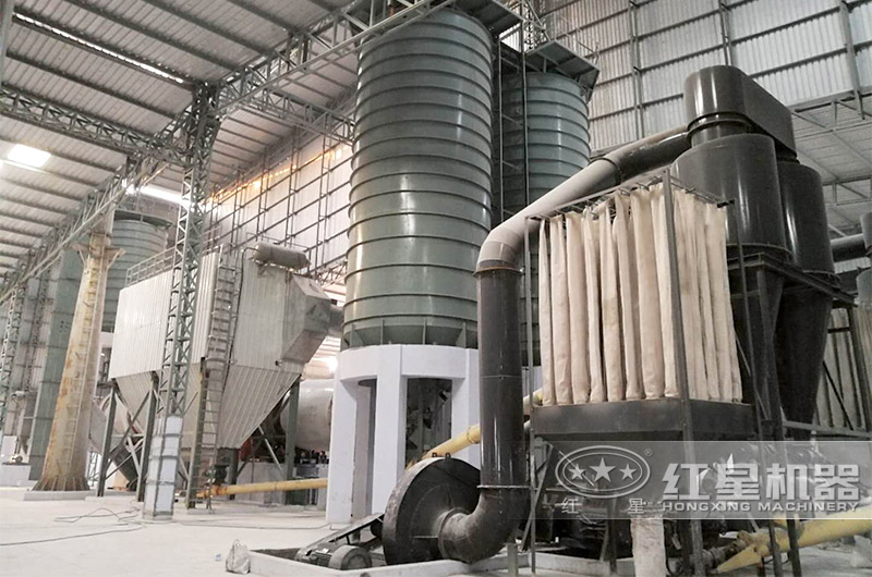 紅星機(jī)器無(wú)人磨粉車間