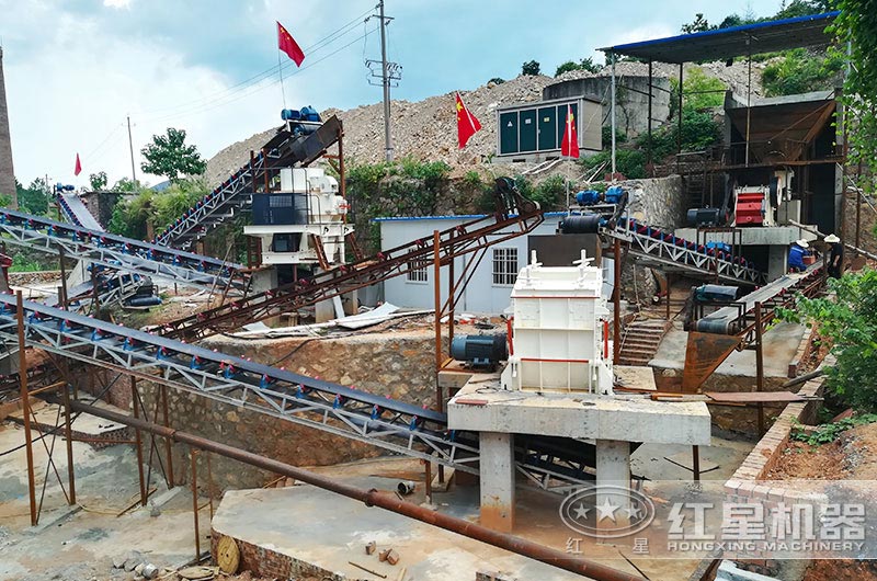 哪廠生產(chǎn)破碎生產(chǎn)線新型設(shè)備好？-紅星機器更值得推薦