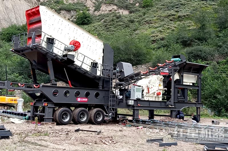 三合一移動(dòng)反擊式破碎機(jī)