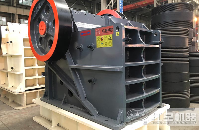 黑色德版顎式破碎機