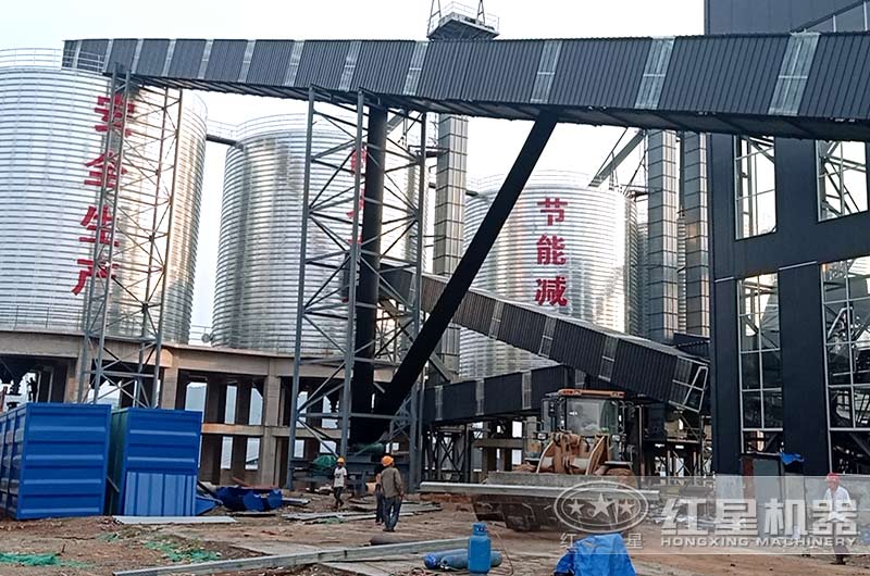 頭破碎石機，大塊石頭破碎就用它