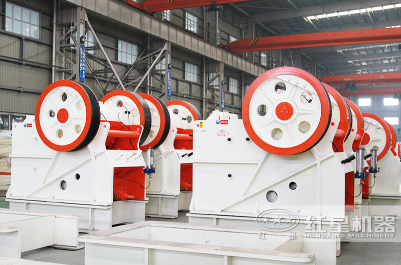 大型礦石破碎機(jī)生產(chǎn)廠家，提供多種型號(hào)