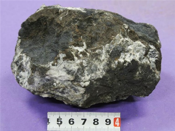 錳礦球磨機(jī)-錳礦球磨機(jī)價格